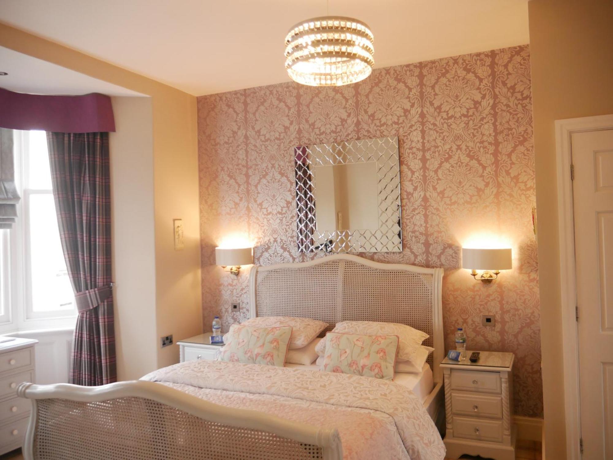 Bowness Bay Suites (Adults Only) 외부 사진