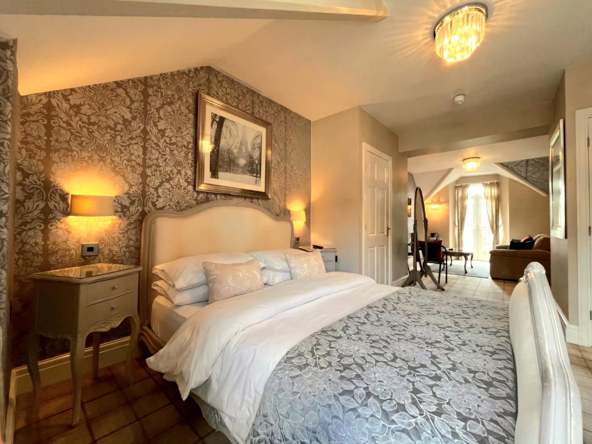 Bowness Bay Suites (Adults Only) 외부 사진